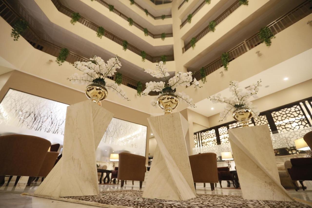 The Signature Hotel Amman Exterior photo